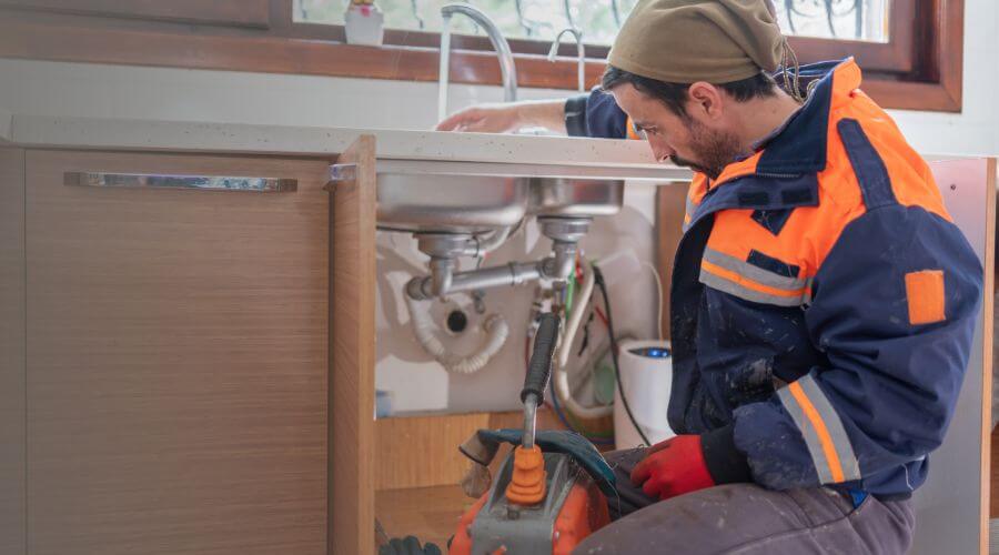 Professional expert plumbing services in Union City, MI